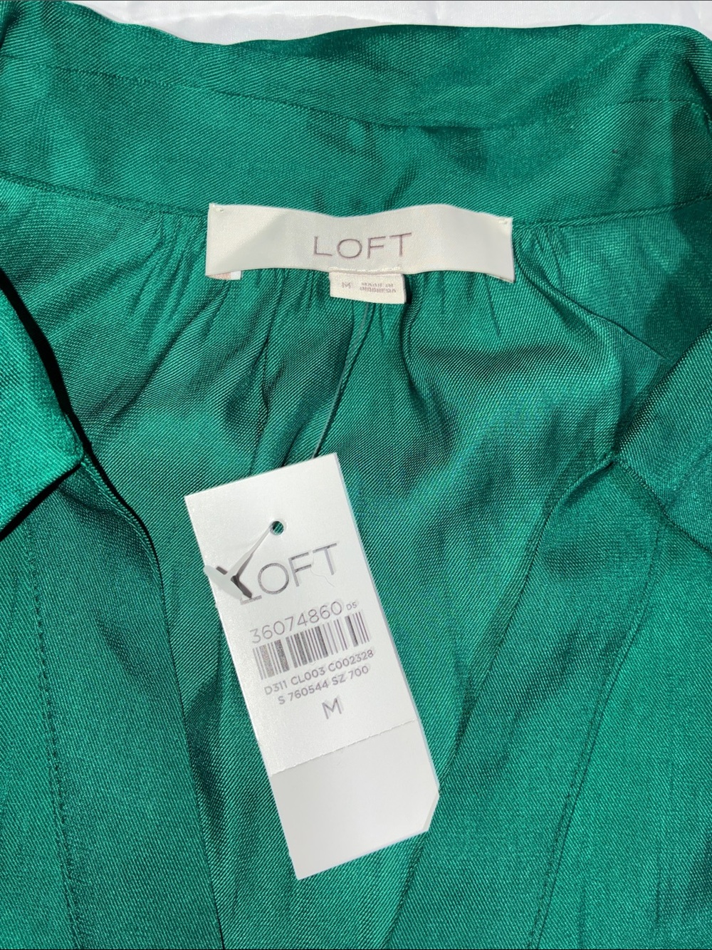Loft Women’s Emerald Green Collared V Neck Popover Blouse - Picture 3 of 6